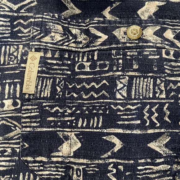 Vintage Columbia Button up shirt - Picture 6 of 7